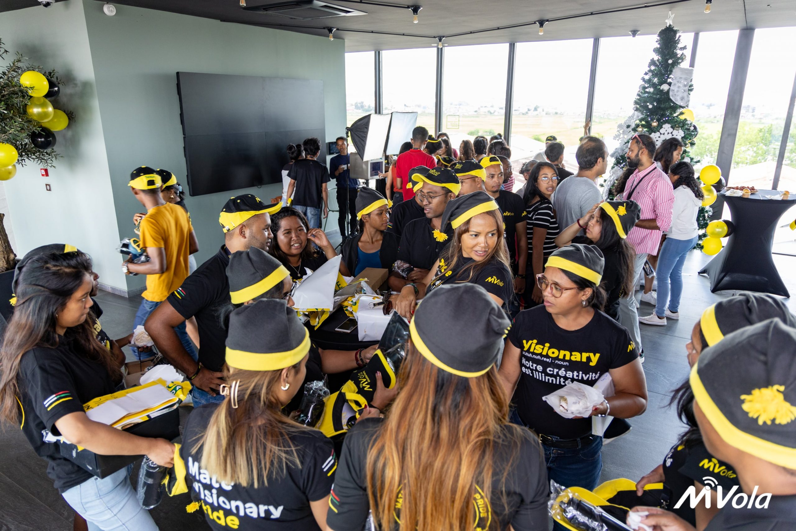 121523 - Monthly Noel-5474-min